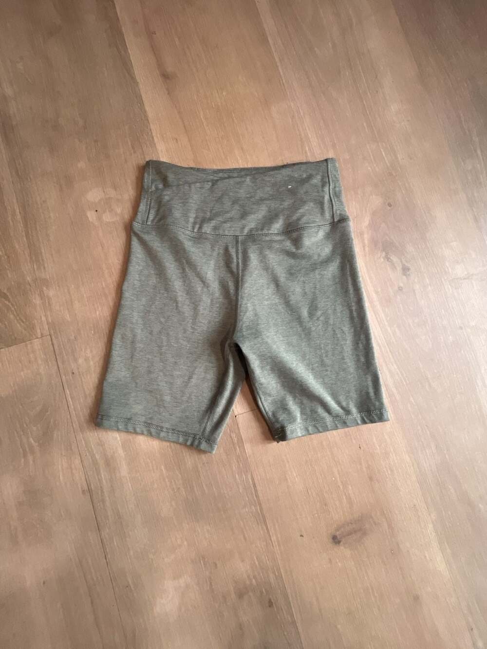 Outdoor Voices Biker Shorts Size S Green Heathered Athletic Workout